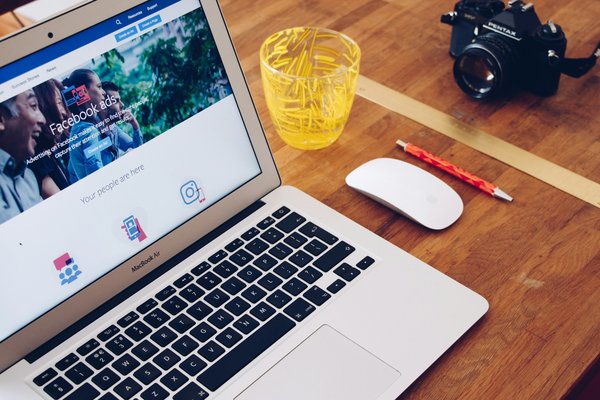 Quels sont les défis de la personnalisation en temps réel pour les sites de e-commerce ?