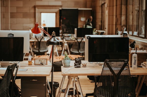 Comment configurer un réseau local sécurisé pour une petite entreprise?