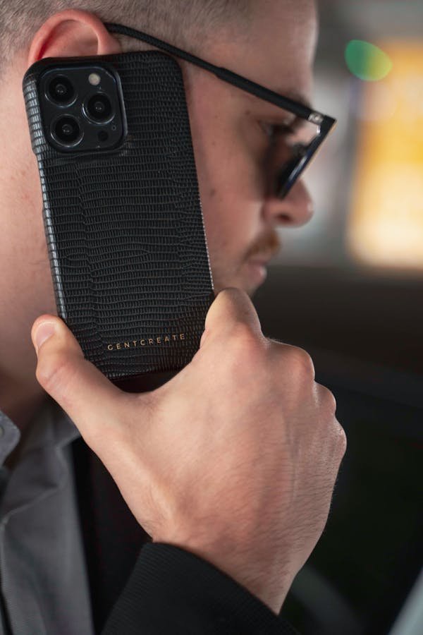 Trouvez la coque iphone 14 pro parfaite : style et protection !