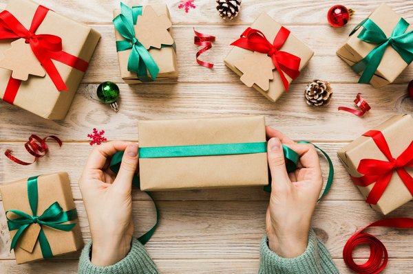 Pourquoi choisir une mystery box pour vos surprises ?